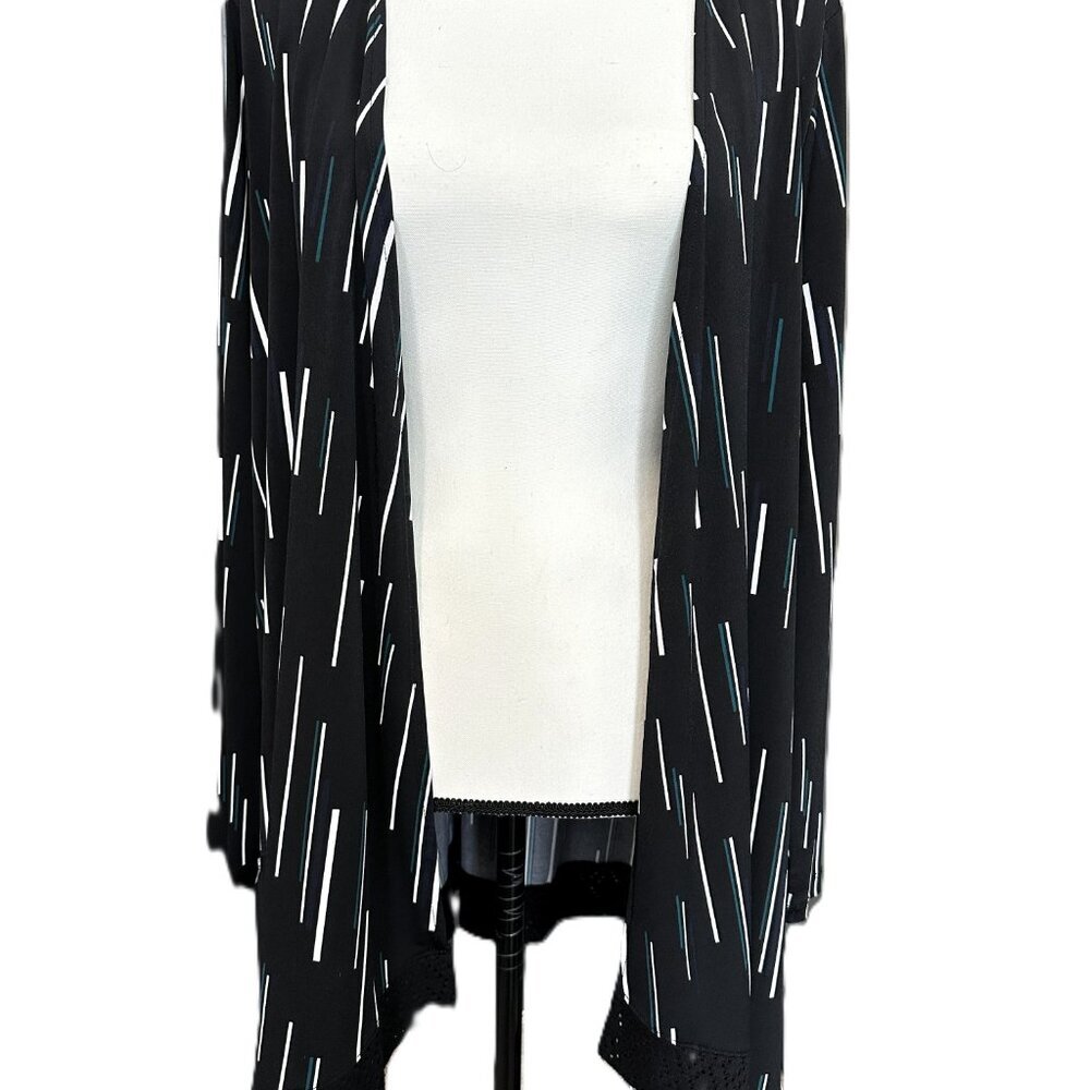 CJ Banks Plus Size 2X Duster/Cardigan With Crochet Detail On The Hem - Picture 2 of 9